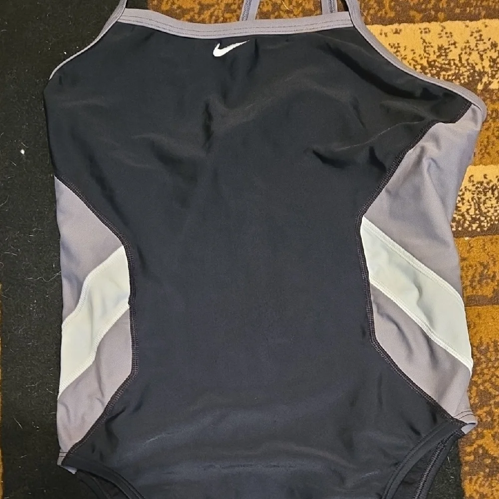 Nike Women's Black One-Piece Performance Swimsuit
